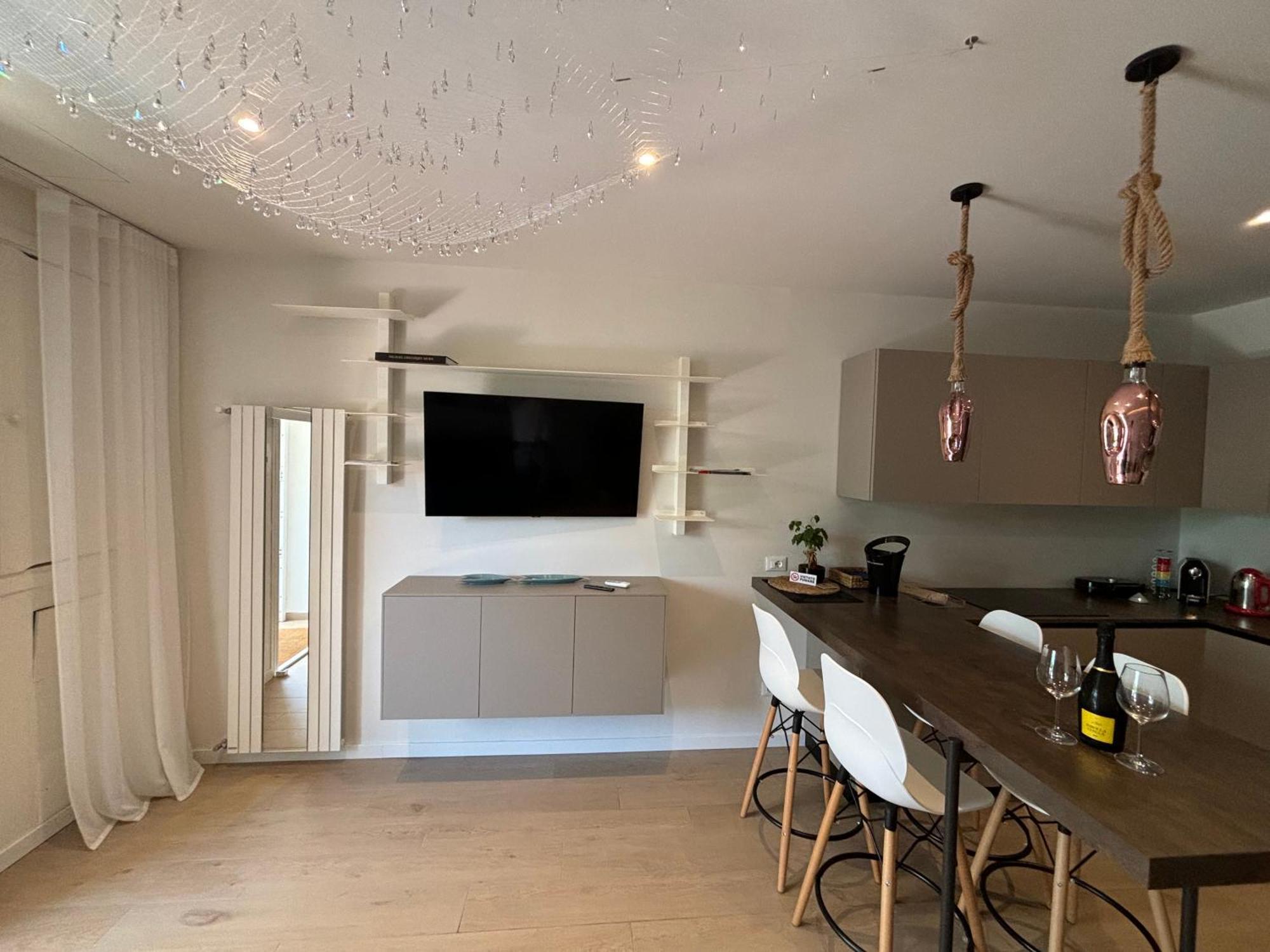 Amedeo'S Sea House Apartment ตรีเอสเต ภายนอก รูปภาพ